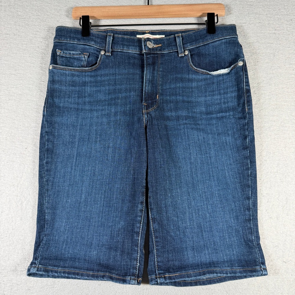 Levis Classic Bermuda Shorts Womens‎ 29 Dark Wash Blue Denim Stretch 29969-0097